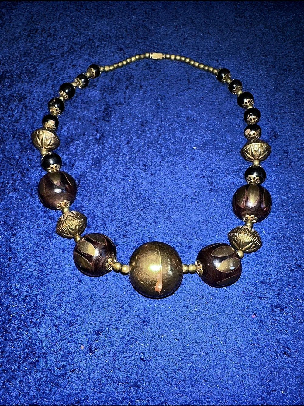 Vintage Black Faceted Bead Necklace Gold Tone Filigree Statement Jewelry Retro